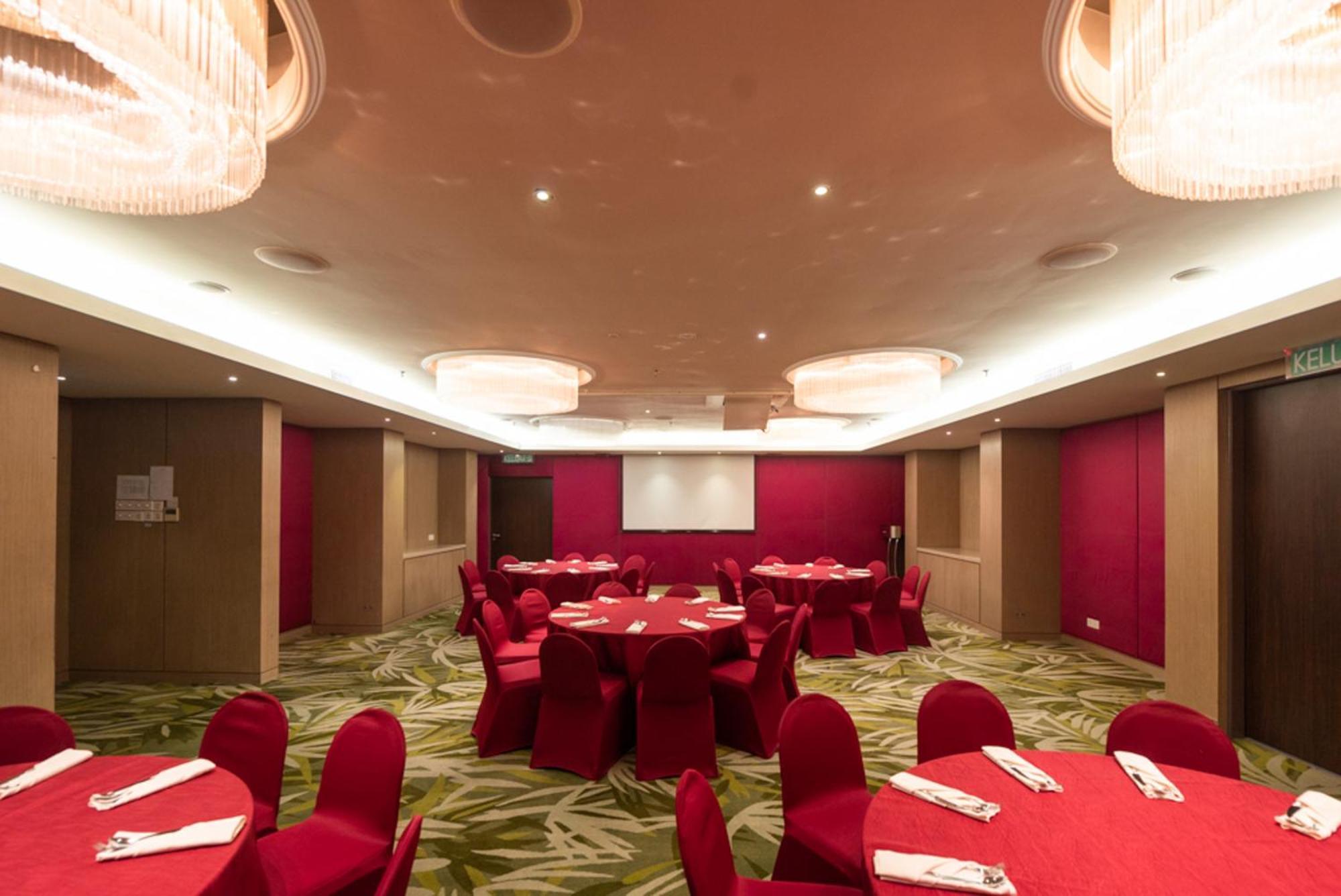 Asaya Hotel Kota Kinabalu - Refurbished 2024 Экстерьер фото