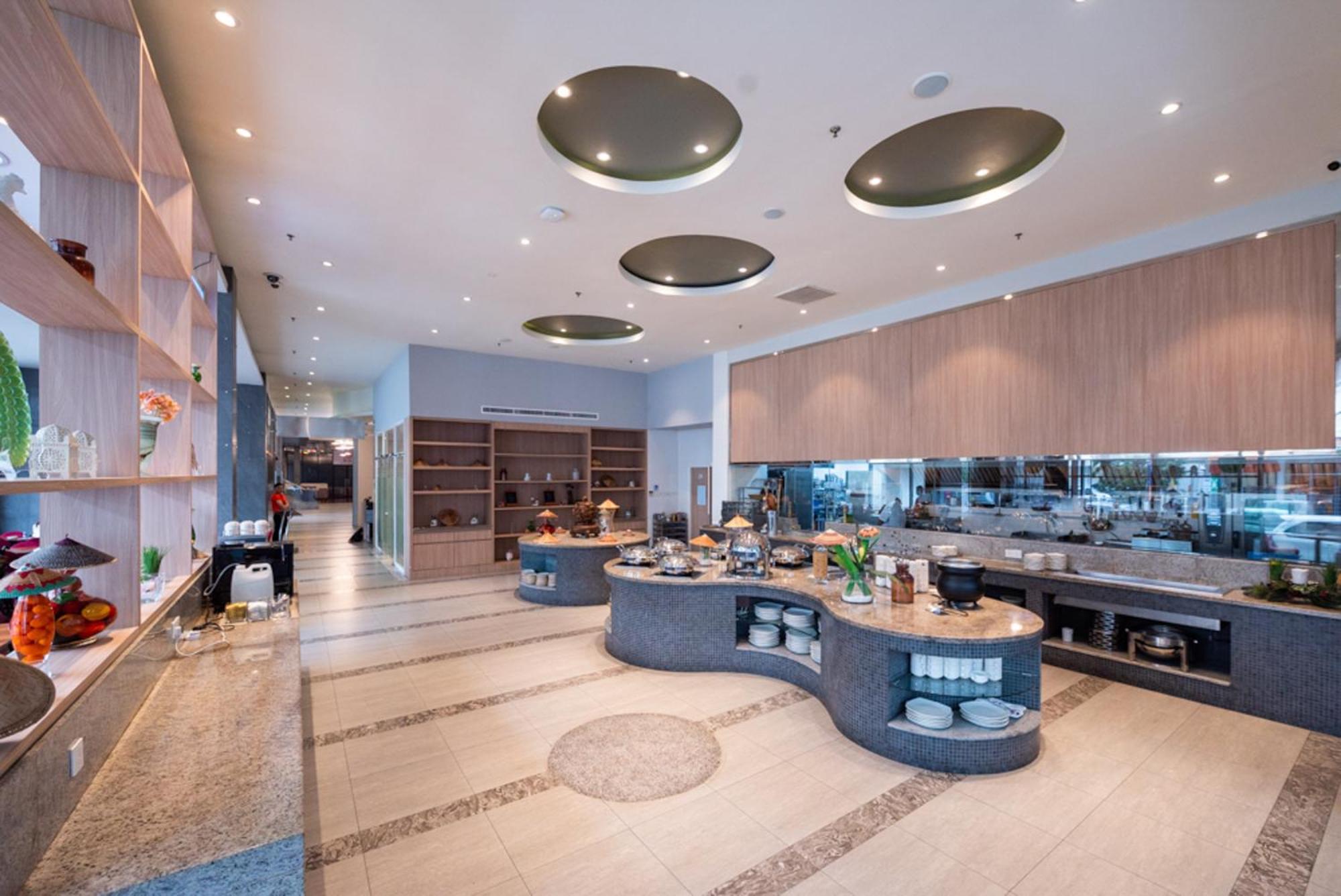 Asaya Hotel Kota Kinabalu - Refurbished 2024 Экстерьер фото